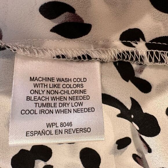 Bar111  adjustable straps black & white print top. Size Large - Picture 4 of 4